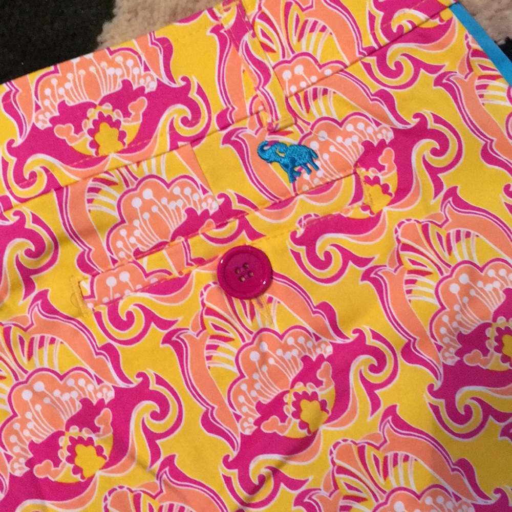 Patterned Shorts - Picture 5 of 5
